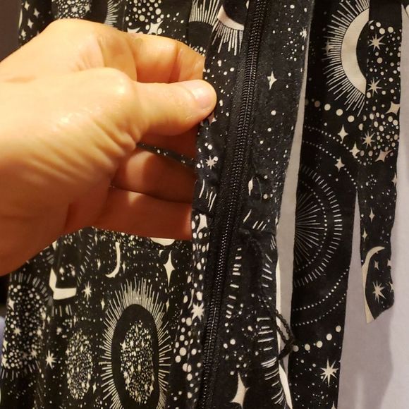 Heart of Haute Monique Celestial Print Midi Dress - Black and White - Picture 5 of 8